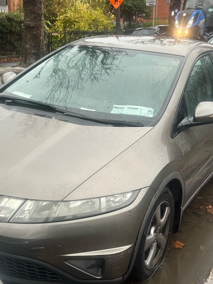 Honda civic - Image 2