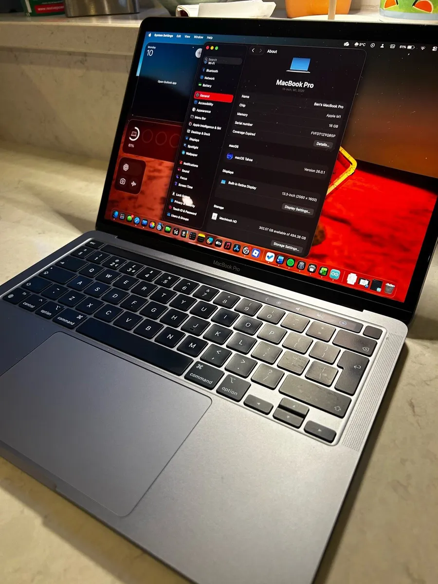 MacBook Pro m1 - Image 1