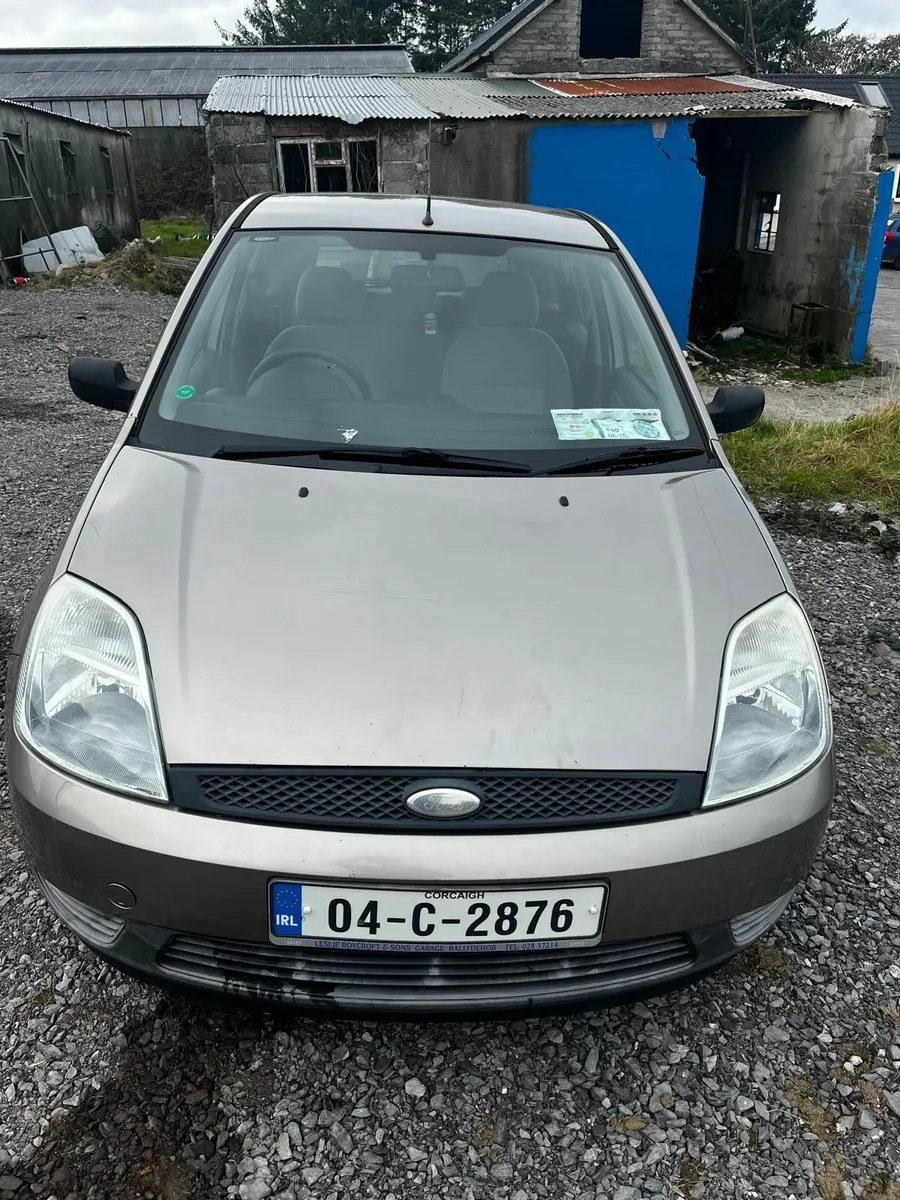 Ford Fiesta 2004 - Image 2