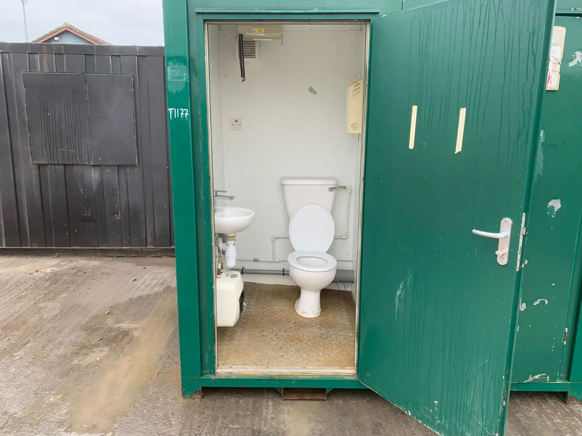 Double Toilet Unit - Image 4