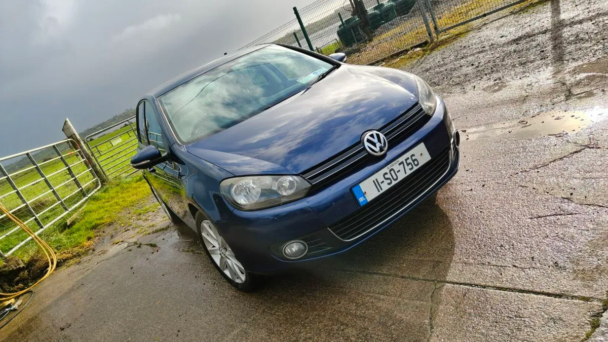 2011 VW Golf  Highline 1.6 TDI, tested - Image 2