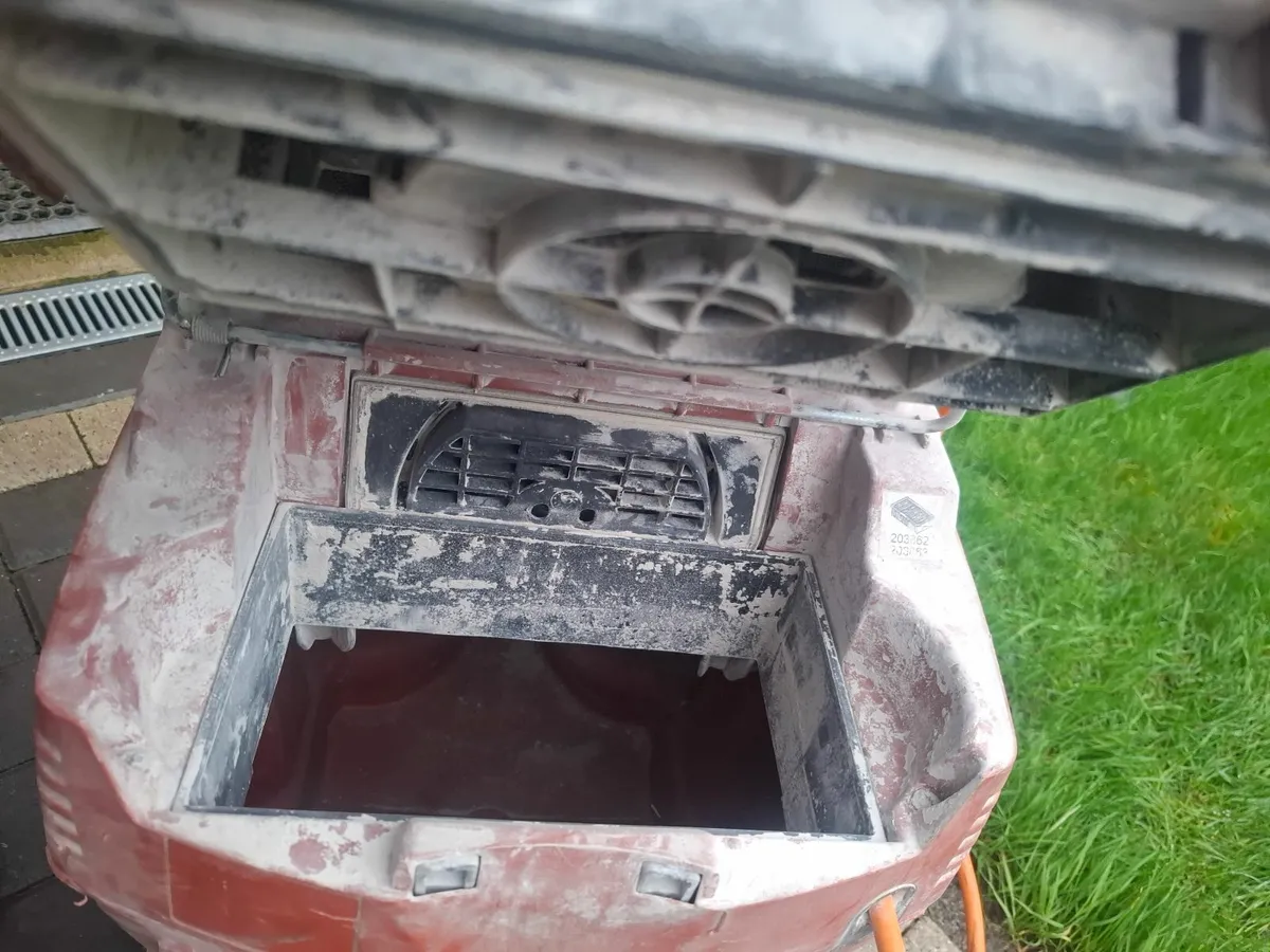 Hilti VC-40-UM for parts - Image 2