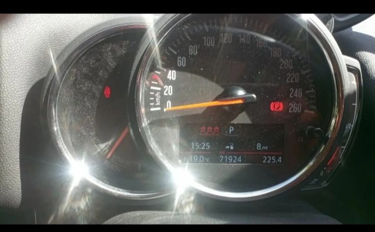 Black Mini Countryman 2019 - Image 2