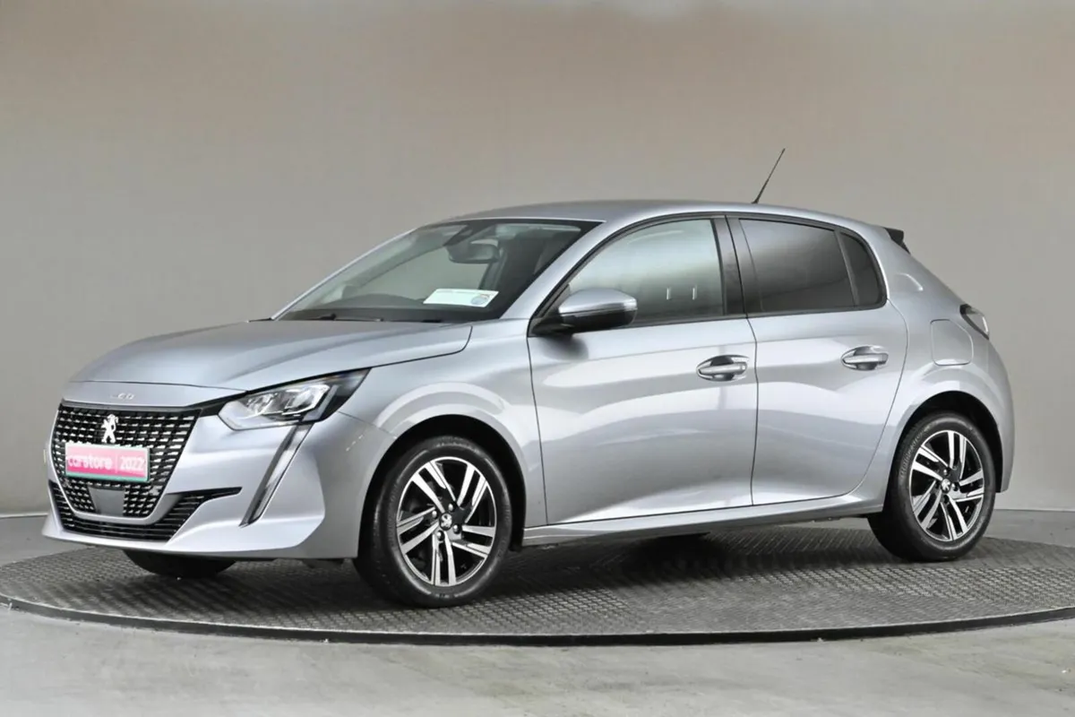 Peugeot 208 1.2 ALLURE PACK 6SPD 100BHP - Image 4