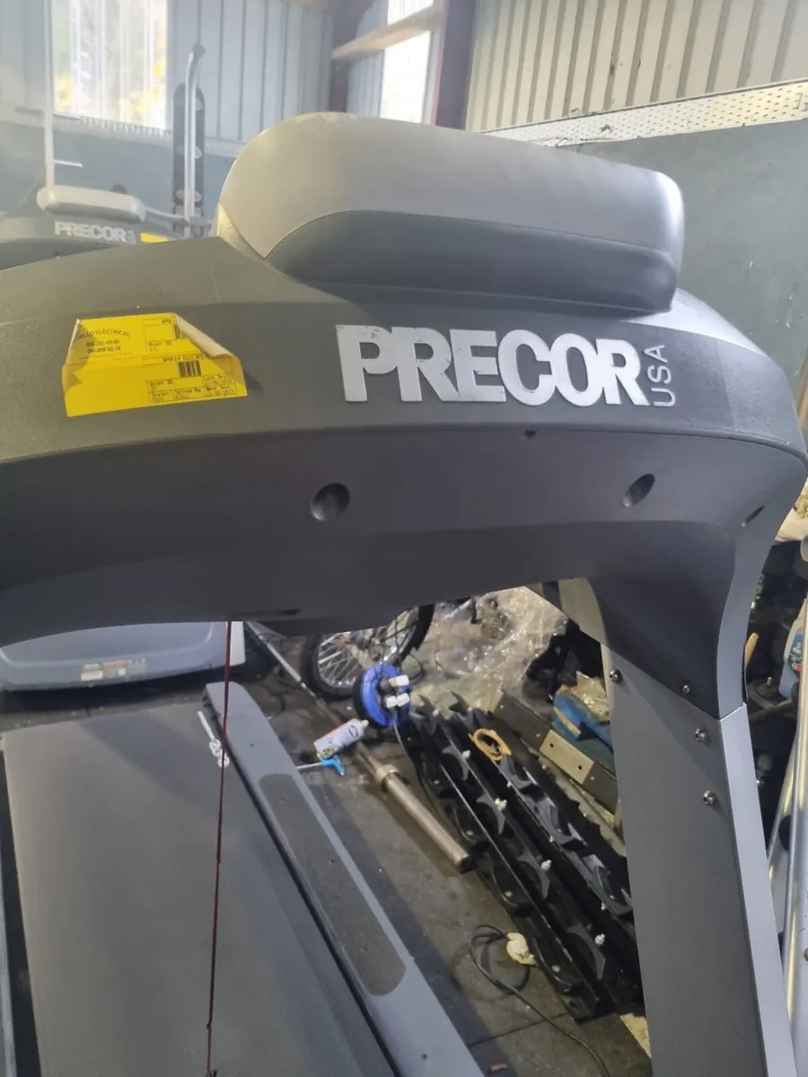 Precor 954i treadmills - Image 2