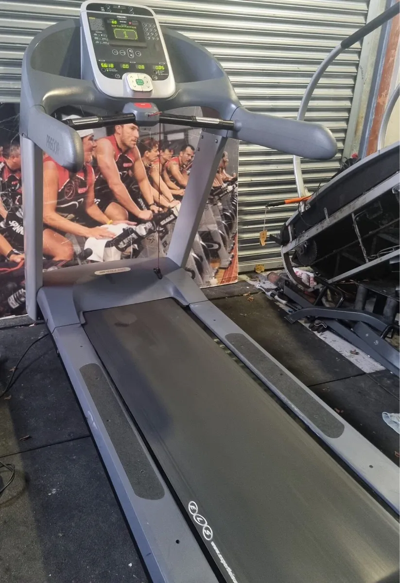 Precor 954i treadmills - Image 4