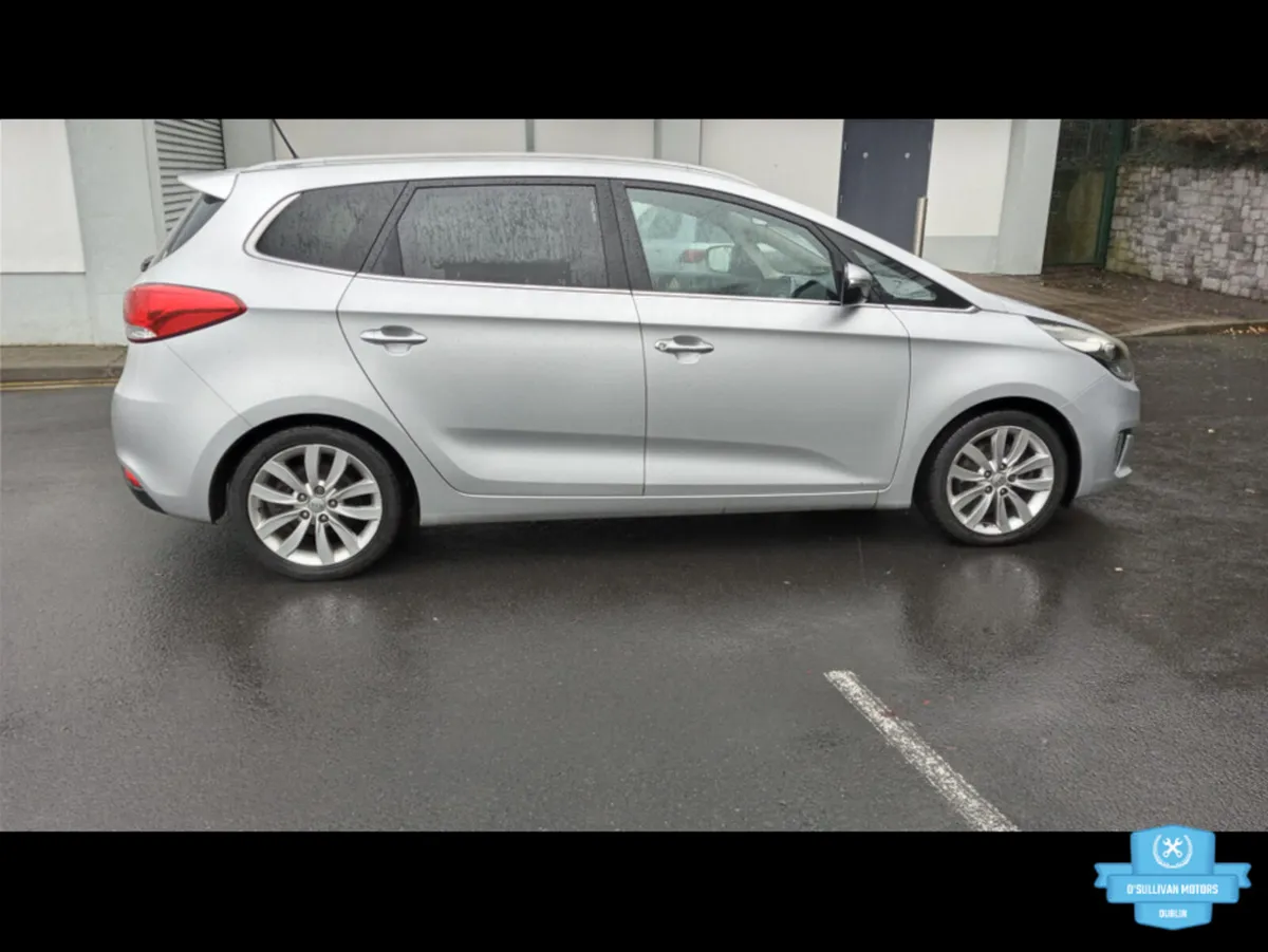 Kia Carens / 2014 / 1.7 DIESEL / MANUAL / NCT - Image 4