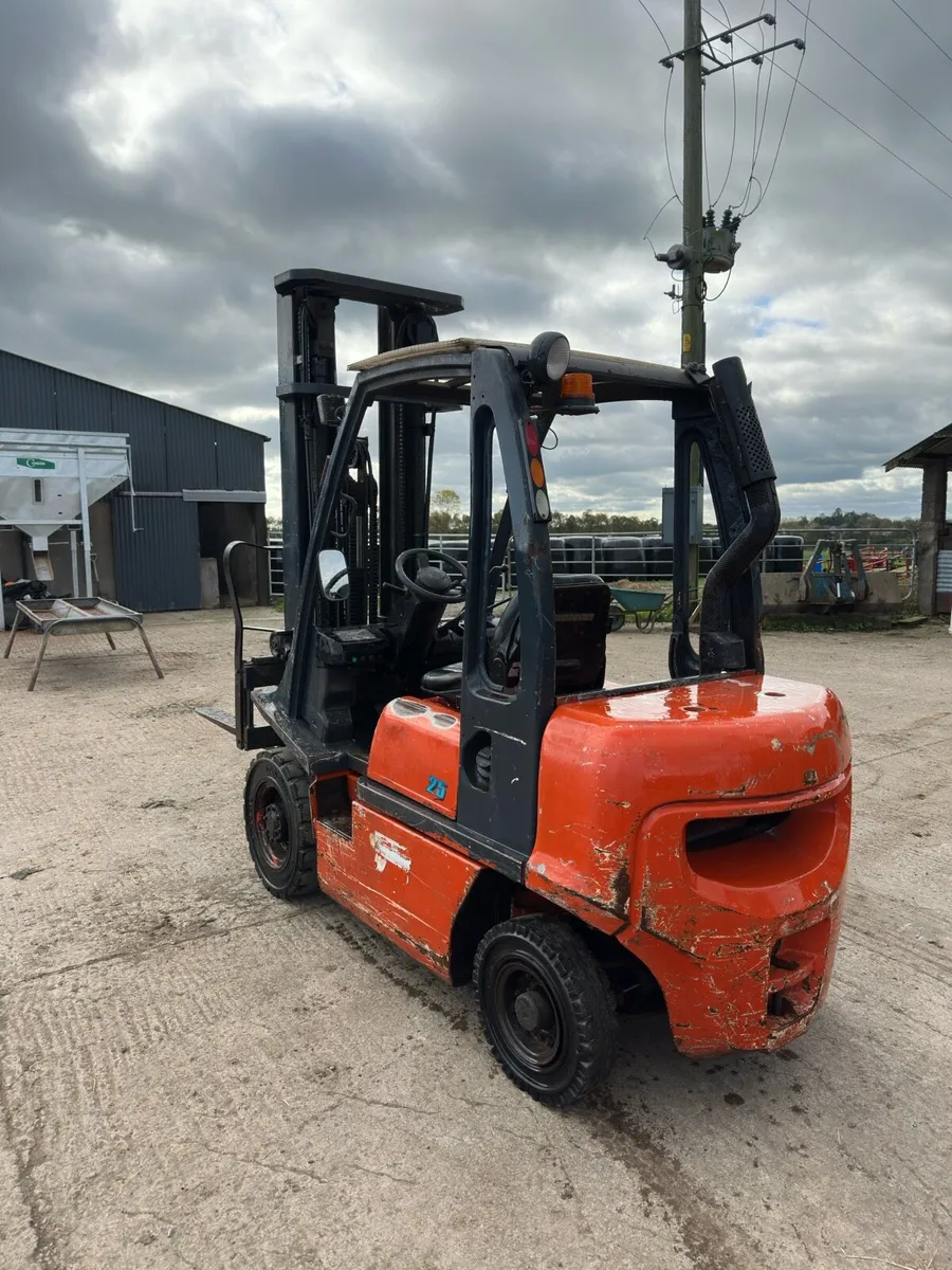 Nissan forklift 2.5ton - Image 3