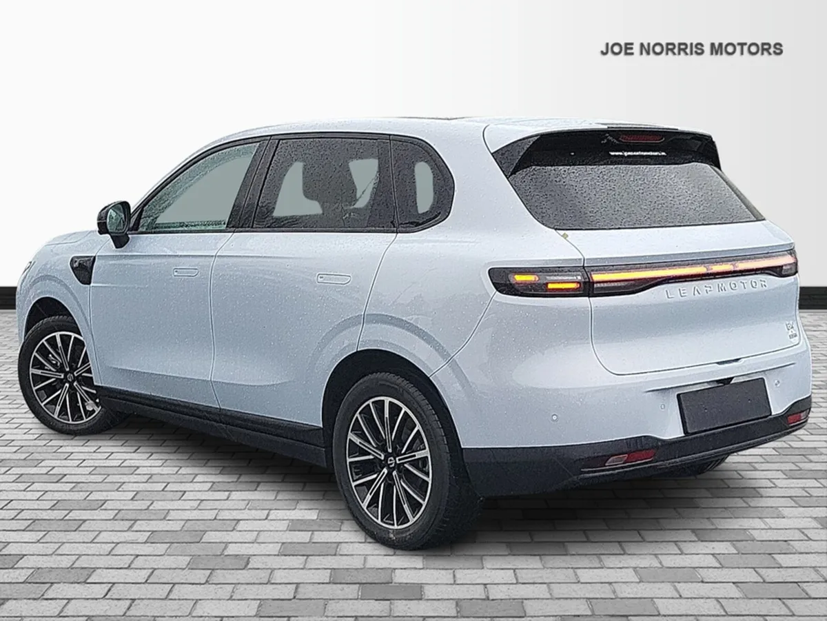 Leapmotor Other DESIGN 67.1 KWH BEV - Image 3