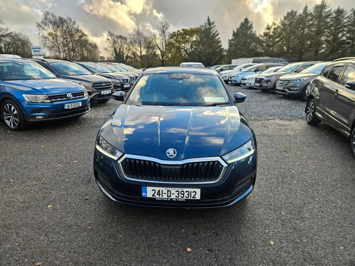 Skoda Octavia AMB 2.0tdi 115HP 5DR - Image 3