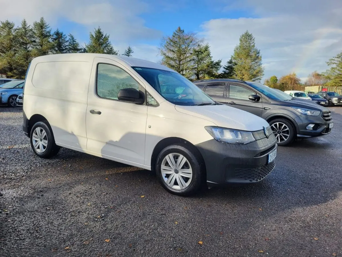 Volkswagen Caddy Cargo TDI 122HP A7F 5DR Automatic - Image 1