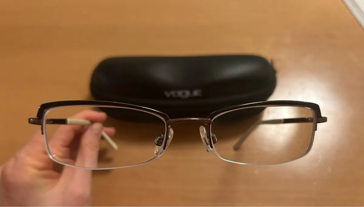 Vogue glasses frame with prescription lenses -4.5 - Image 3