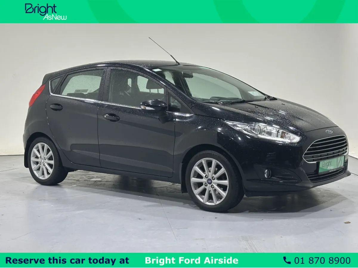 Ford Fiesta MCA TITANIUM 1.25 60PS M5 5 5DR 4DR-PL - Image 1