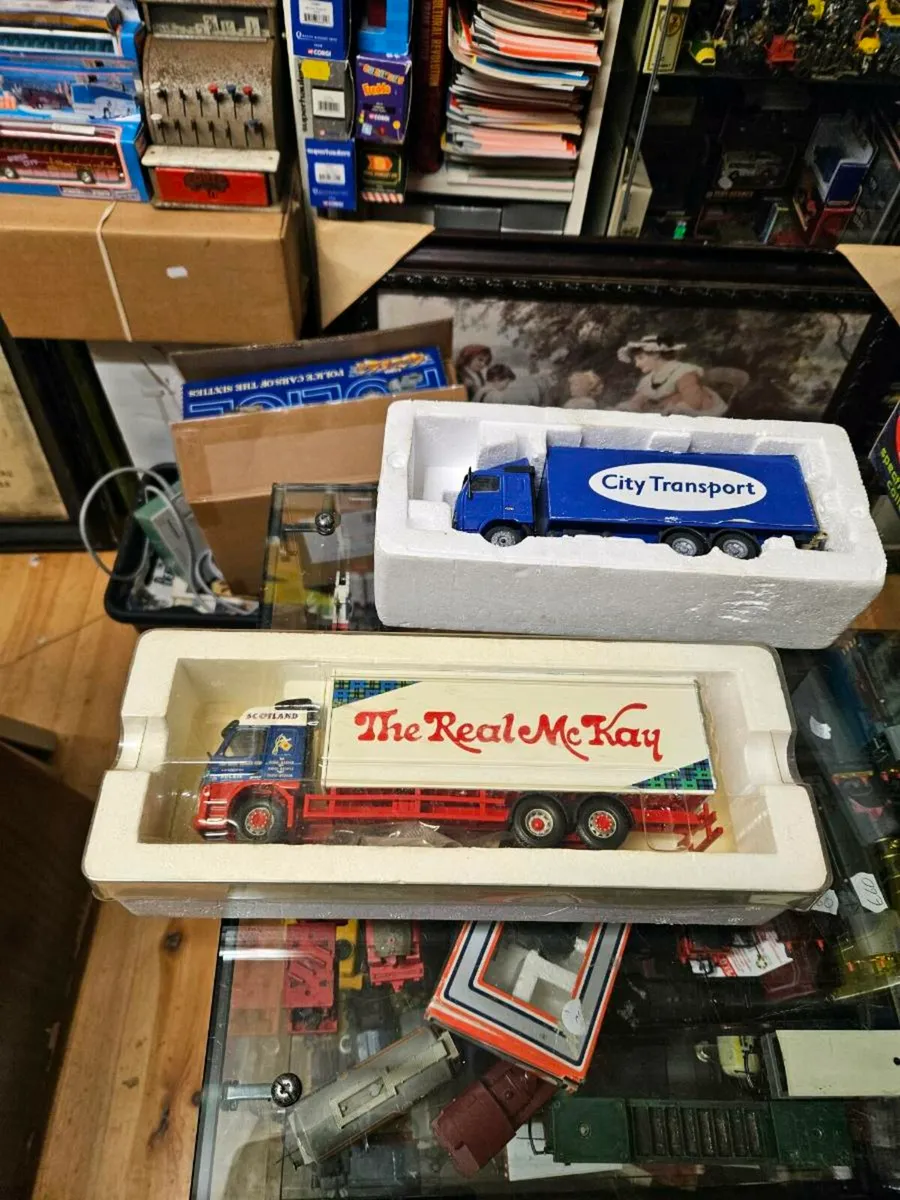 Corgi Volvo Rigid 1.50 - Image 2