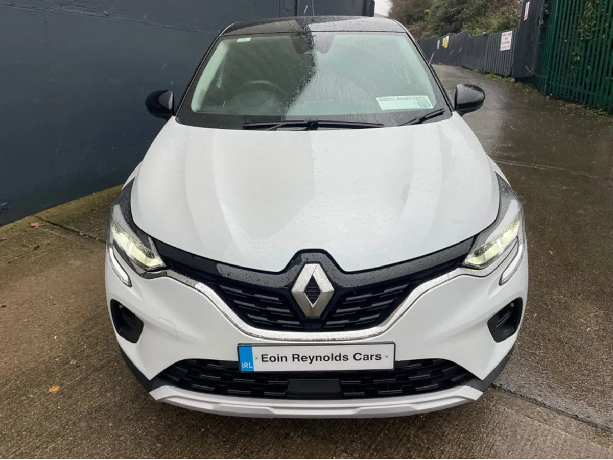 Renault Captur LIMITED EDITION NAEB TCE 90 5DR - Image 3