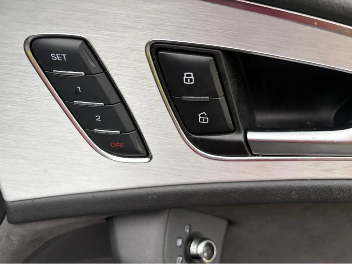 Audi A6 S LINE TDI QUATTRO S-A - Image 3