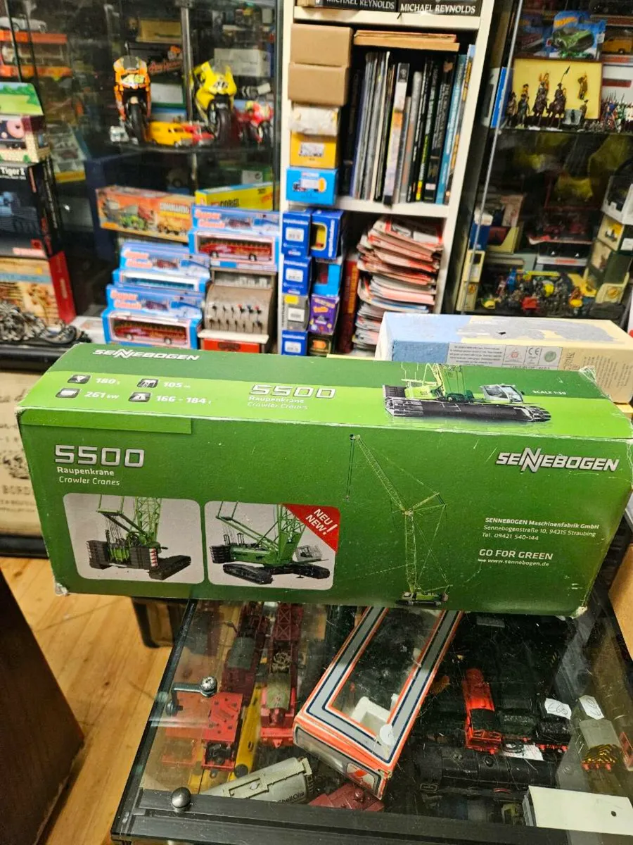 Corgi Conrad Sennebogen Crane 1.50 - Image 2