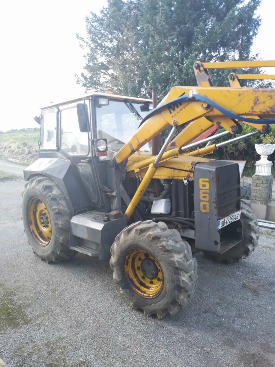 Massey 660 - Image 1