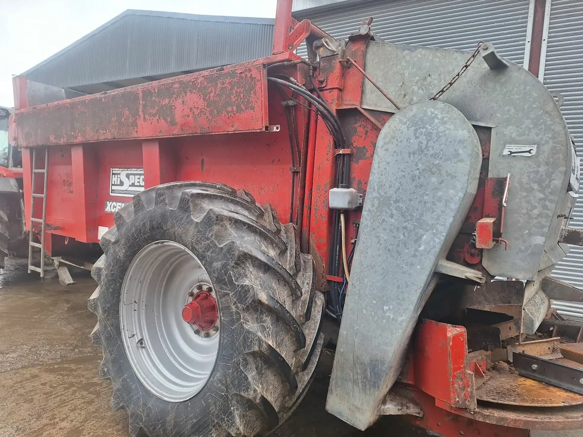 Dung spreader - Image 1