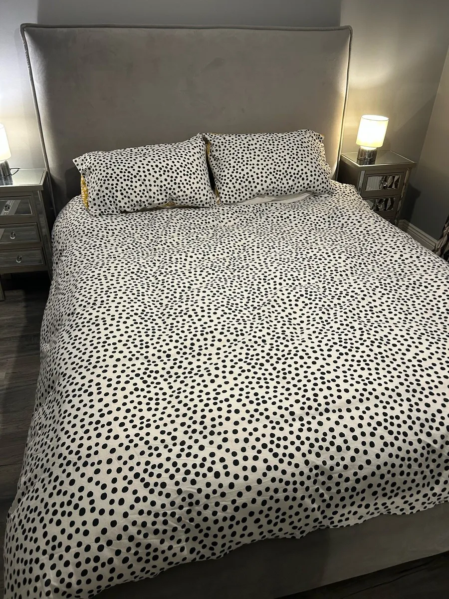 King size bed and mattress - Image 2