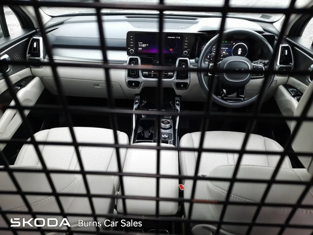 Kia Sorento SORENTO K3 5 DR AUTO COMMERCIAL - Image 3