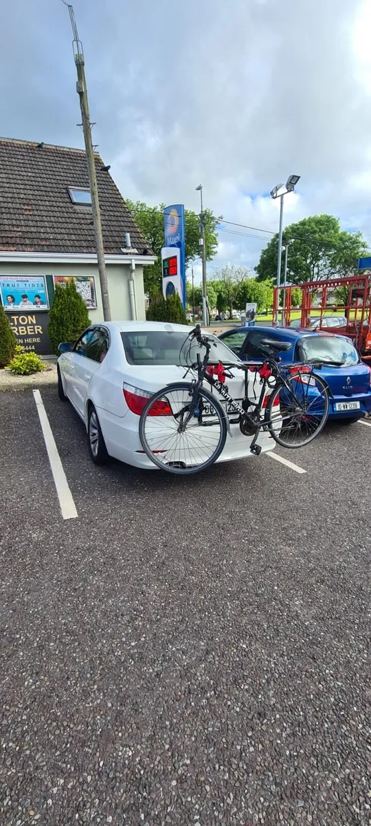 Bicycle rack for car