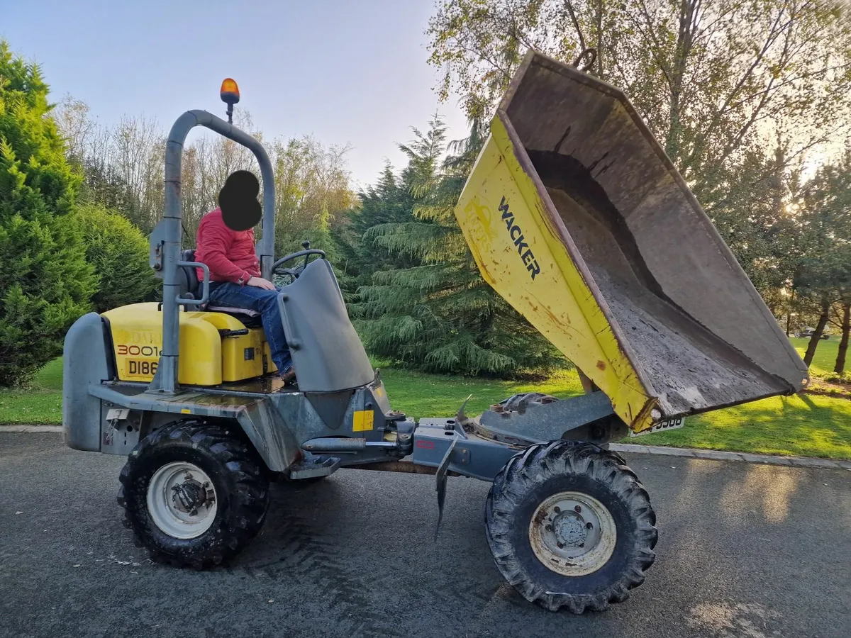 Wacker Neuson 3 ton swivel dumper low 400 hours - Image 1