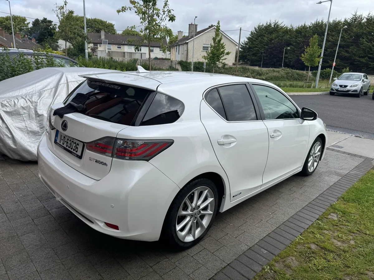Lexus CT200H, Nct 05/26, Tax 01/26, Km 140k - Image 1