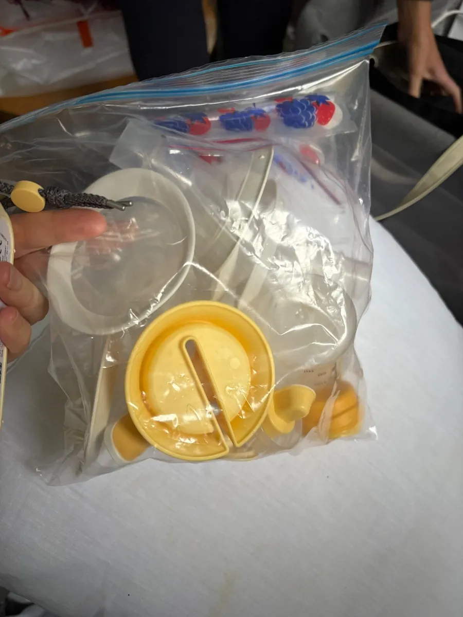 Medela electric  Breast pump - Image 3