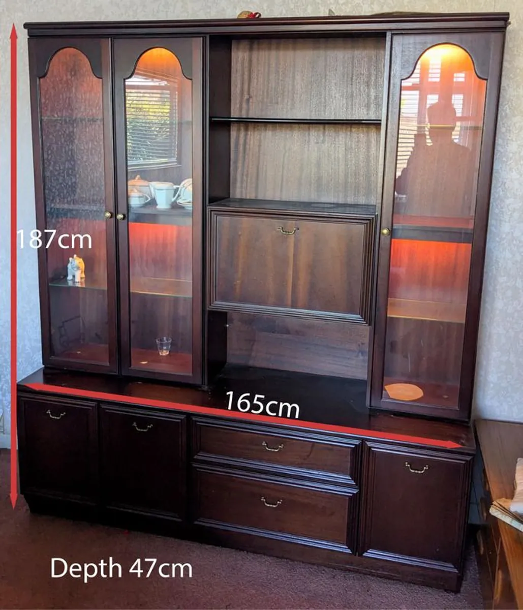 Display Cabinet - Image 2