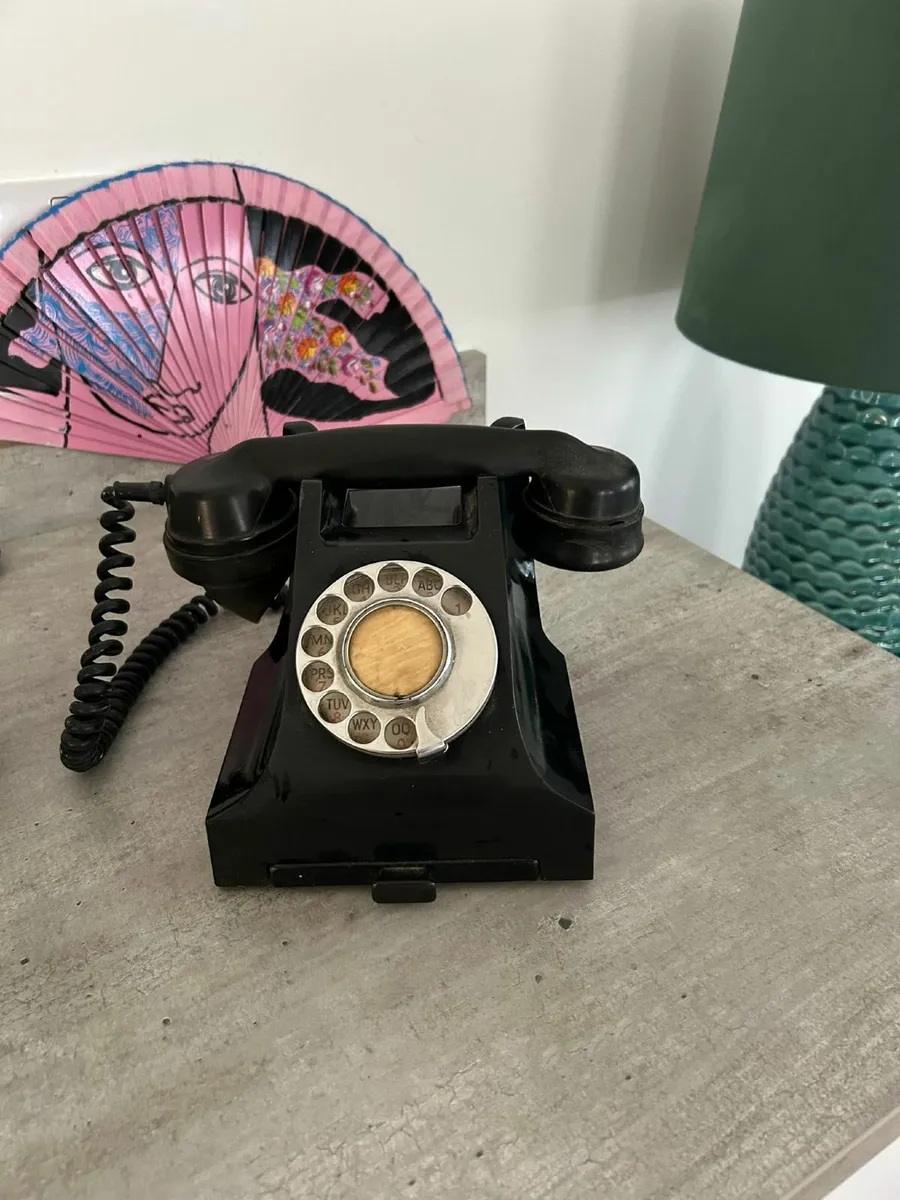 Bakelite phone - Image 3