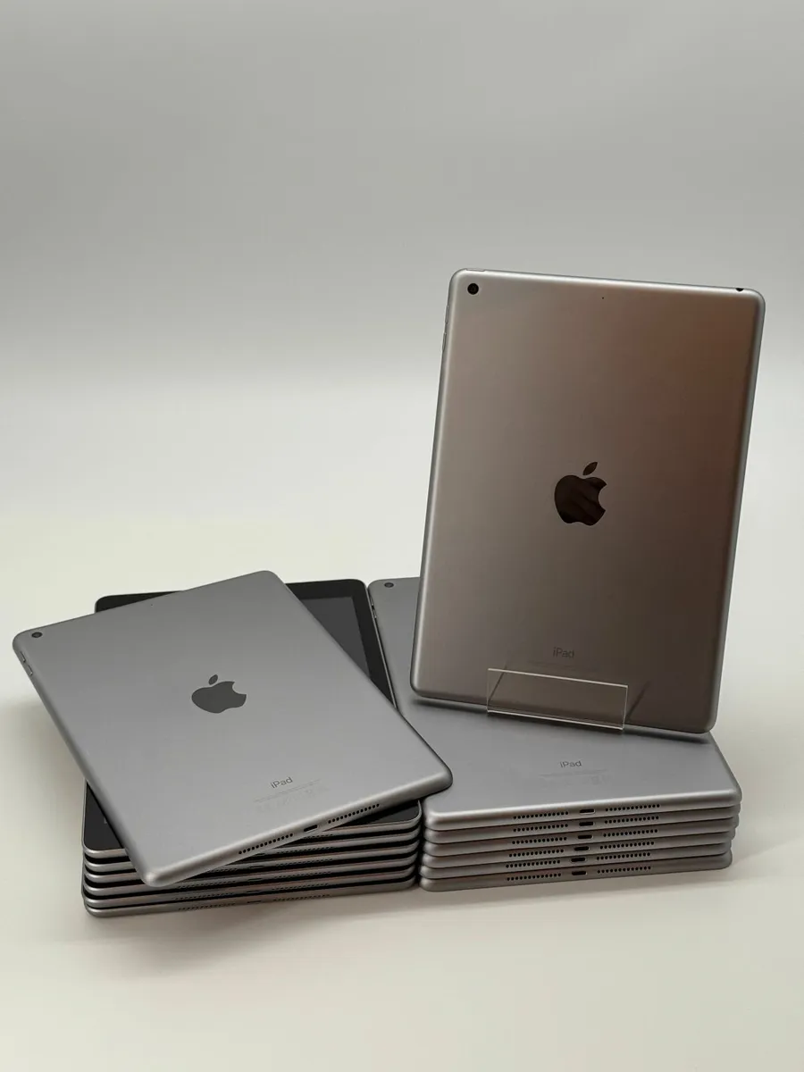 iPad 5th 32GB WiFi - Image 3