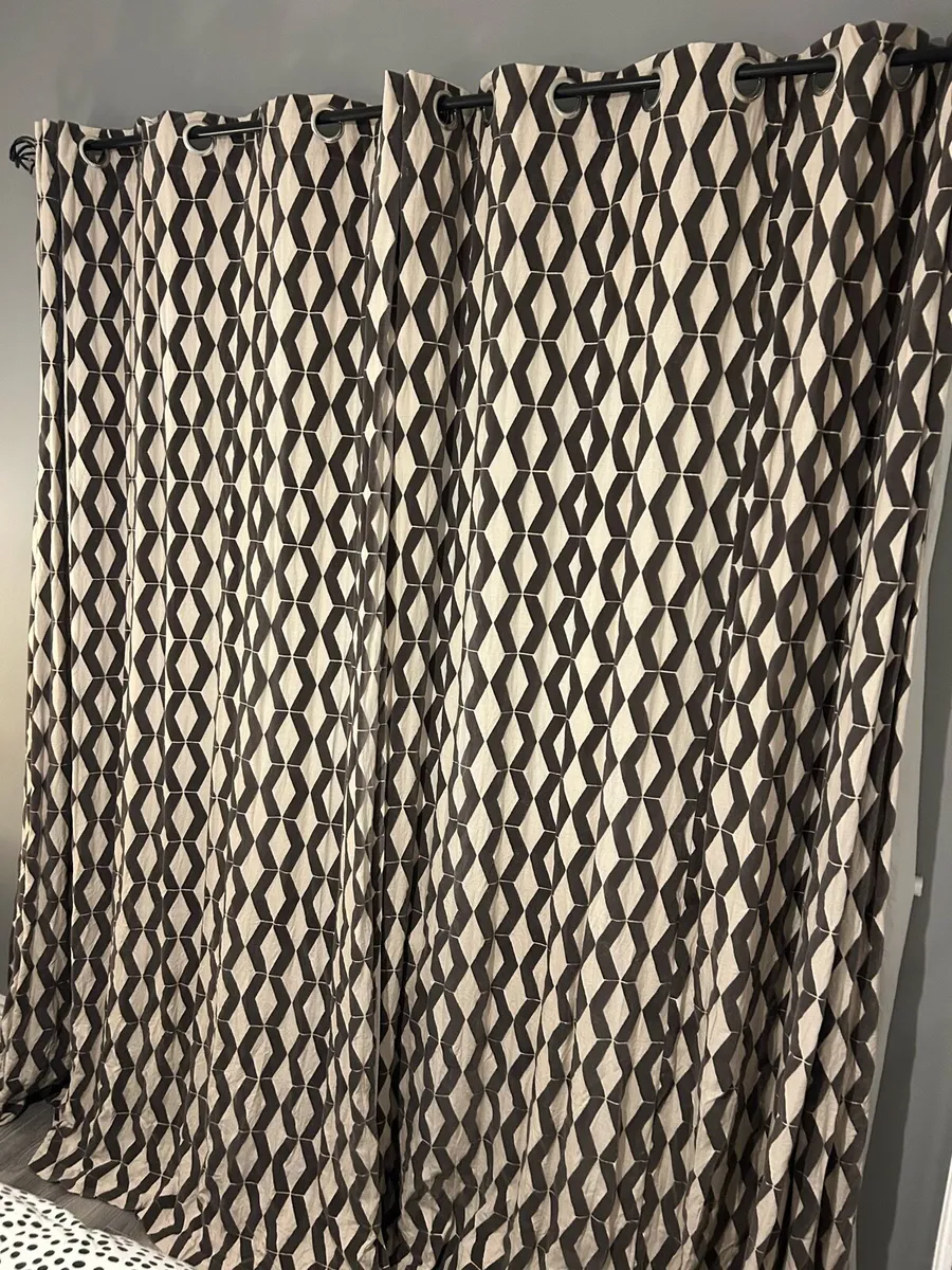 Cream and grey Curtains - Image 2