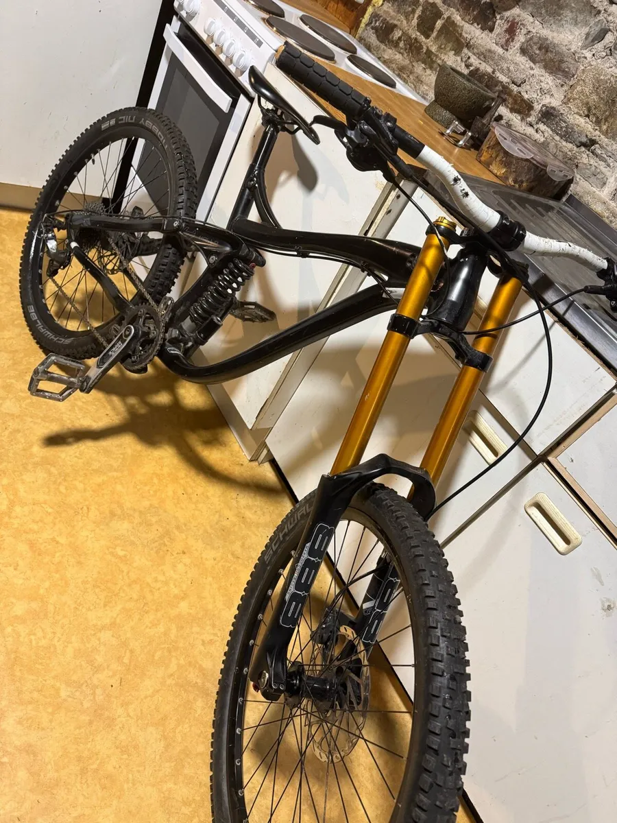 Downhill bike - Image 1