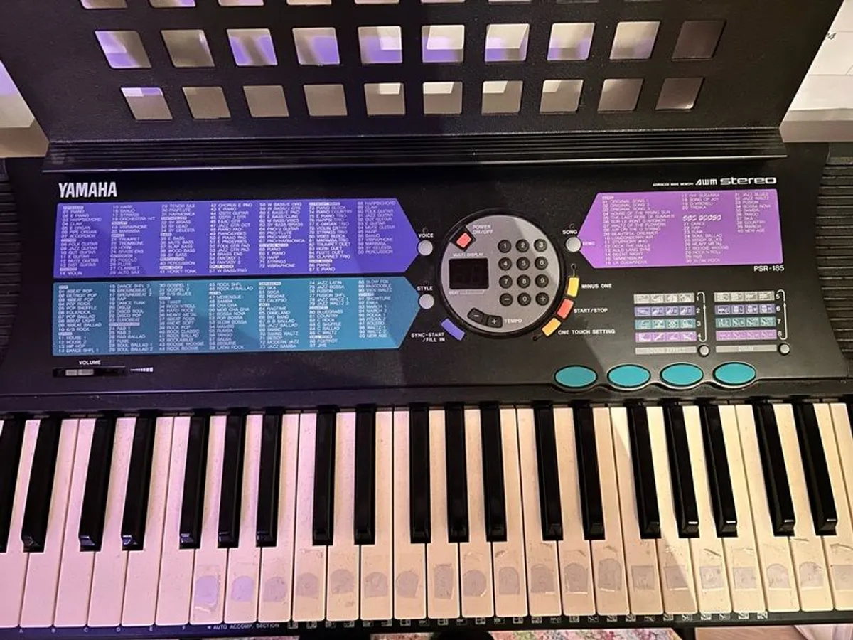 Yamaha Keyboard PSR-185 - Image 3
