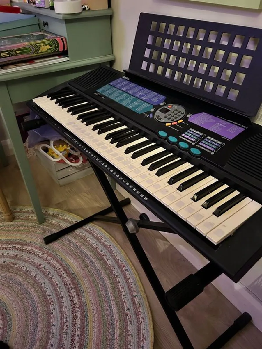 Yamaha Keyboard PSR-185 - Image 4