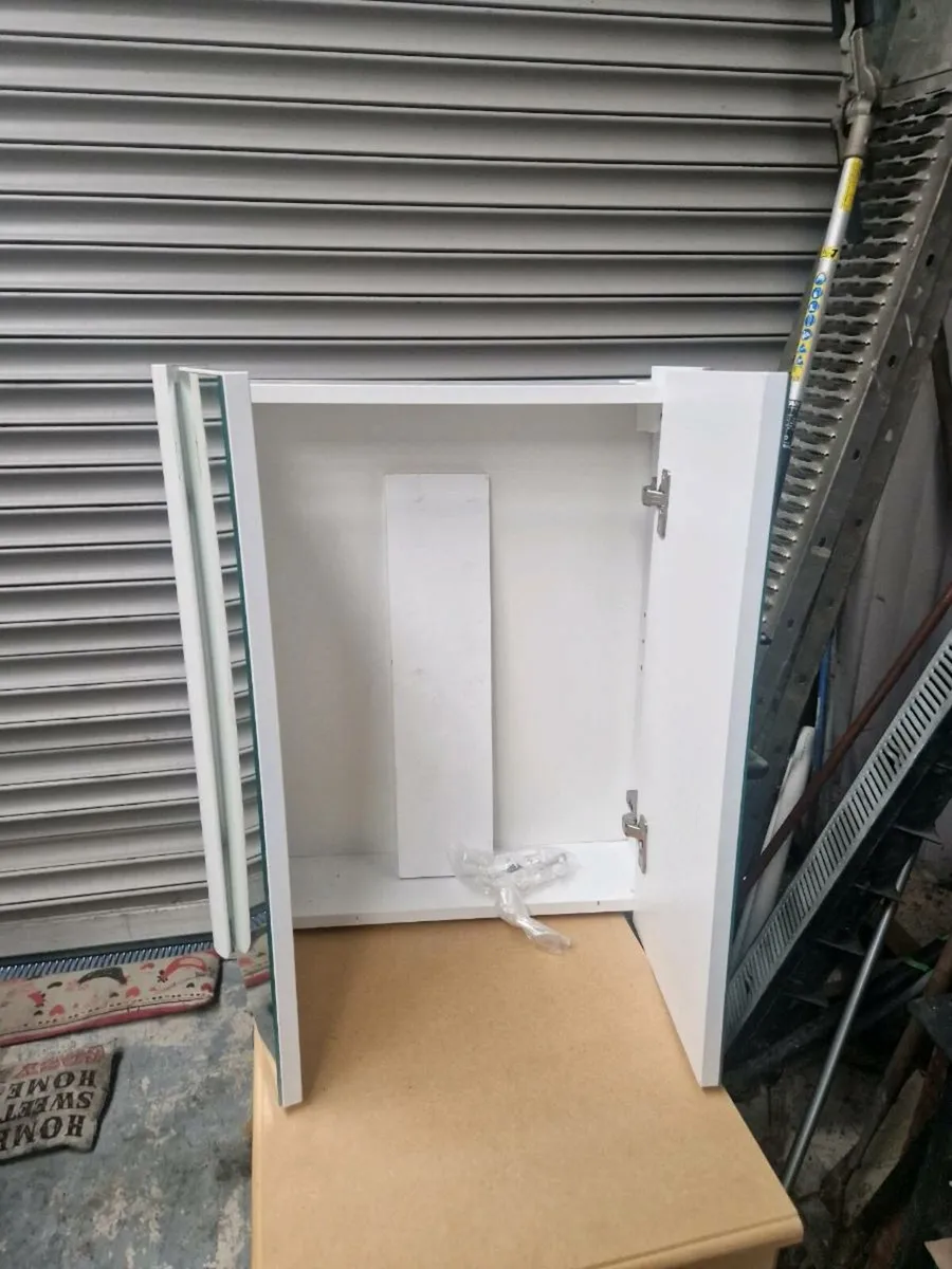 Bathroom cabinet - Image 2
