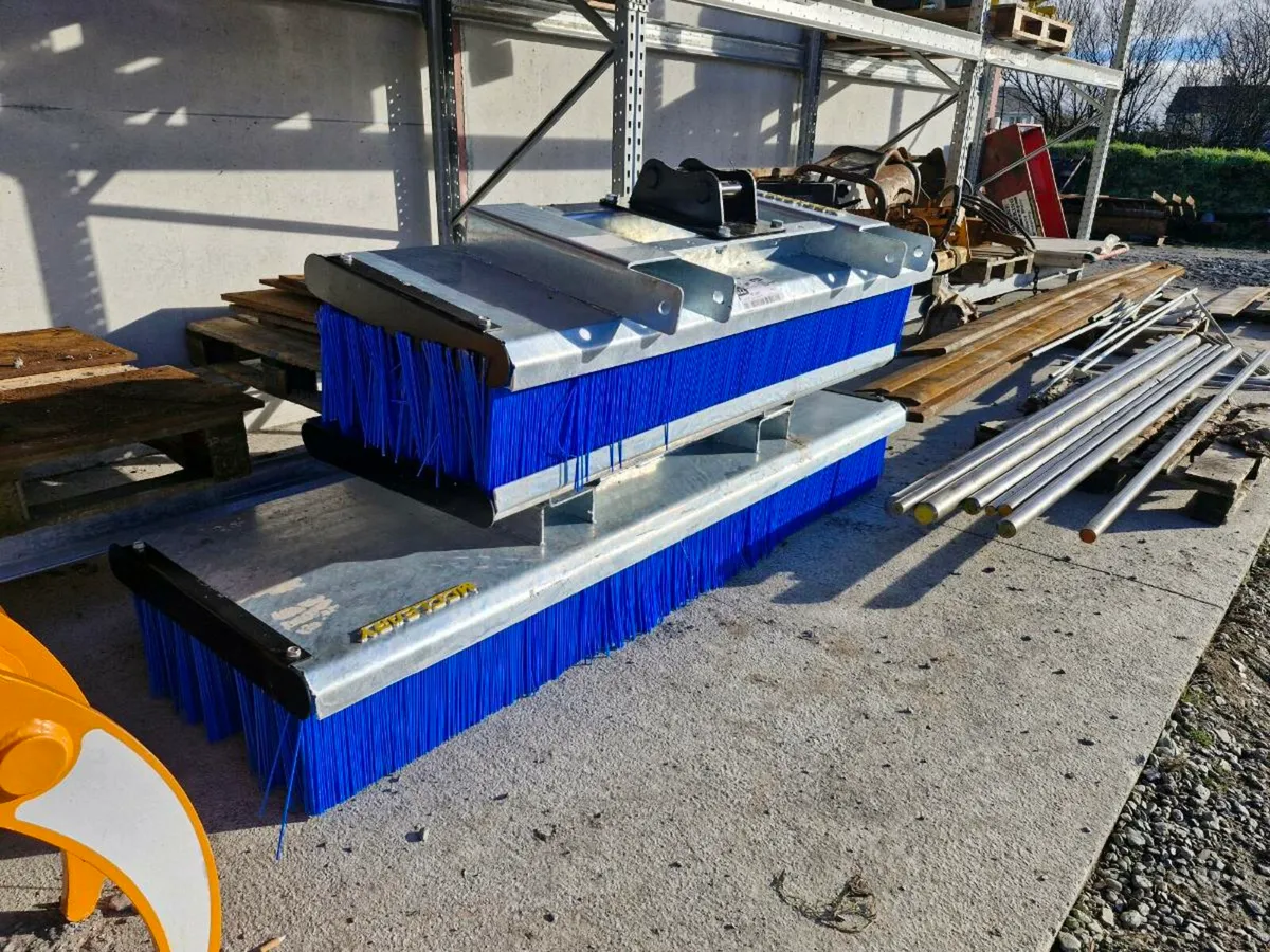 Mulchers, Tree shears, Buckets & more... - Image 4