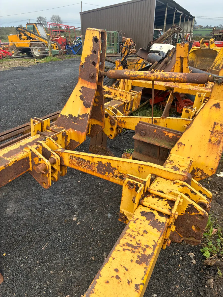 Farm machinery - Image 4