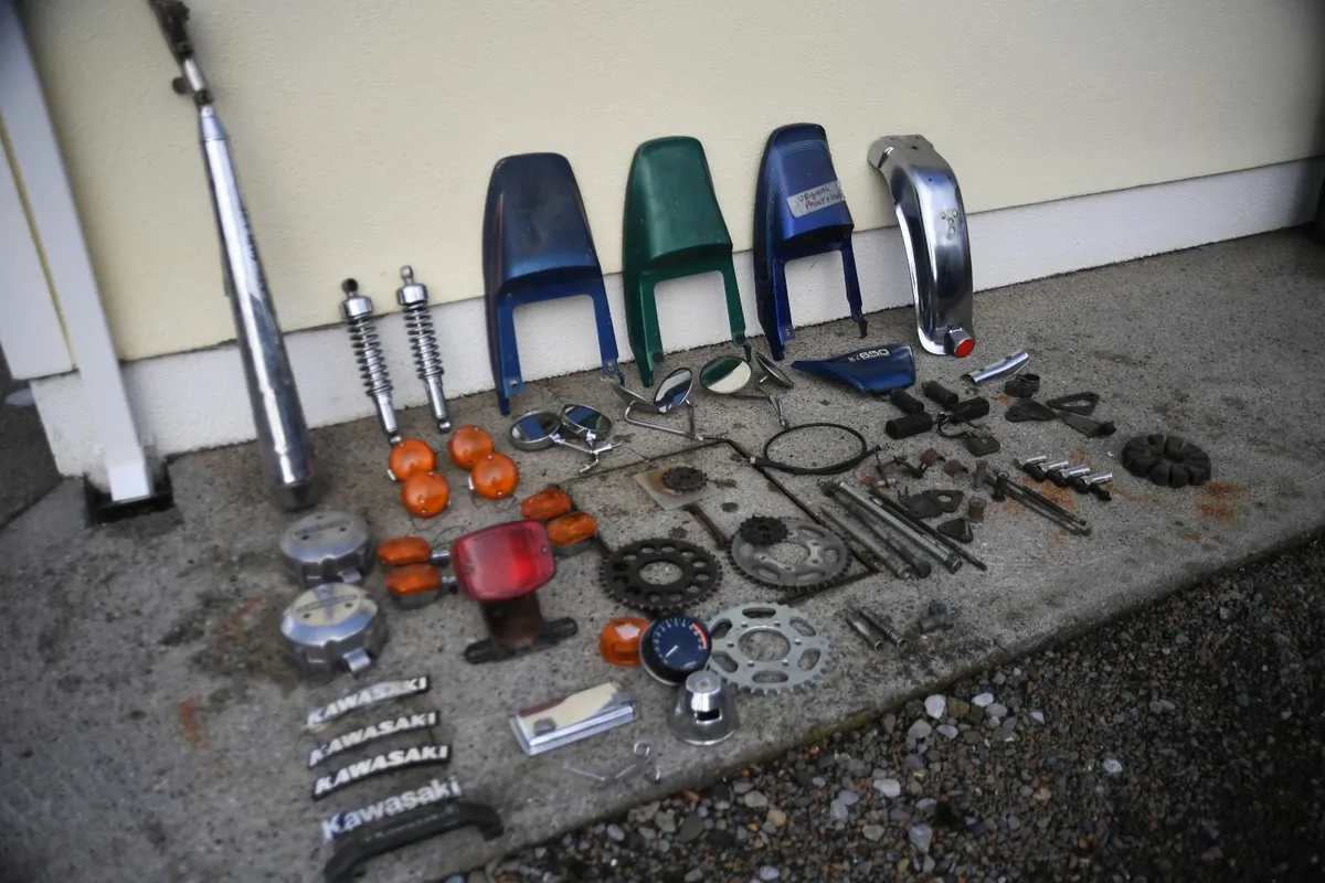 KAWASAKI Z 650 parts - Image 4