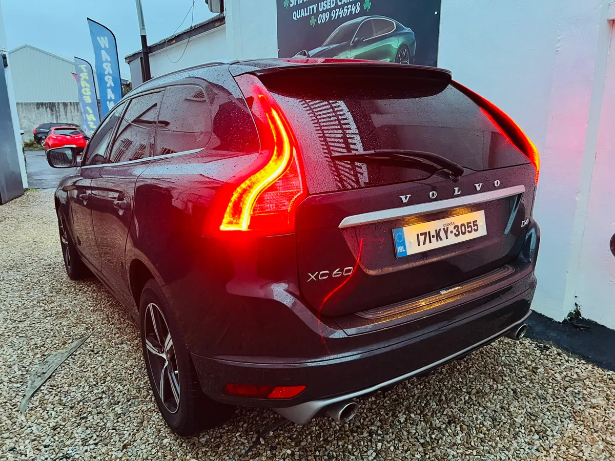 2017 Volvo XC60 2.0D R-Design - Image 3
