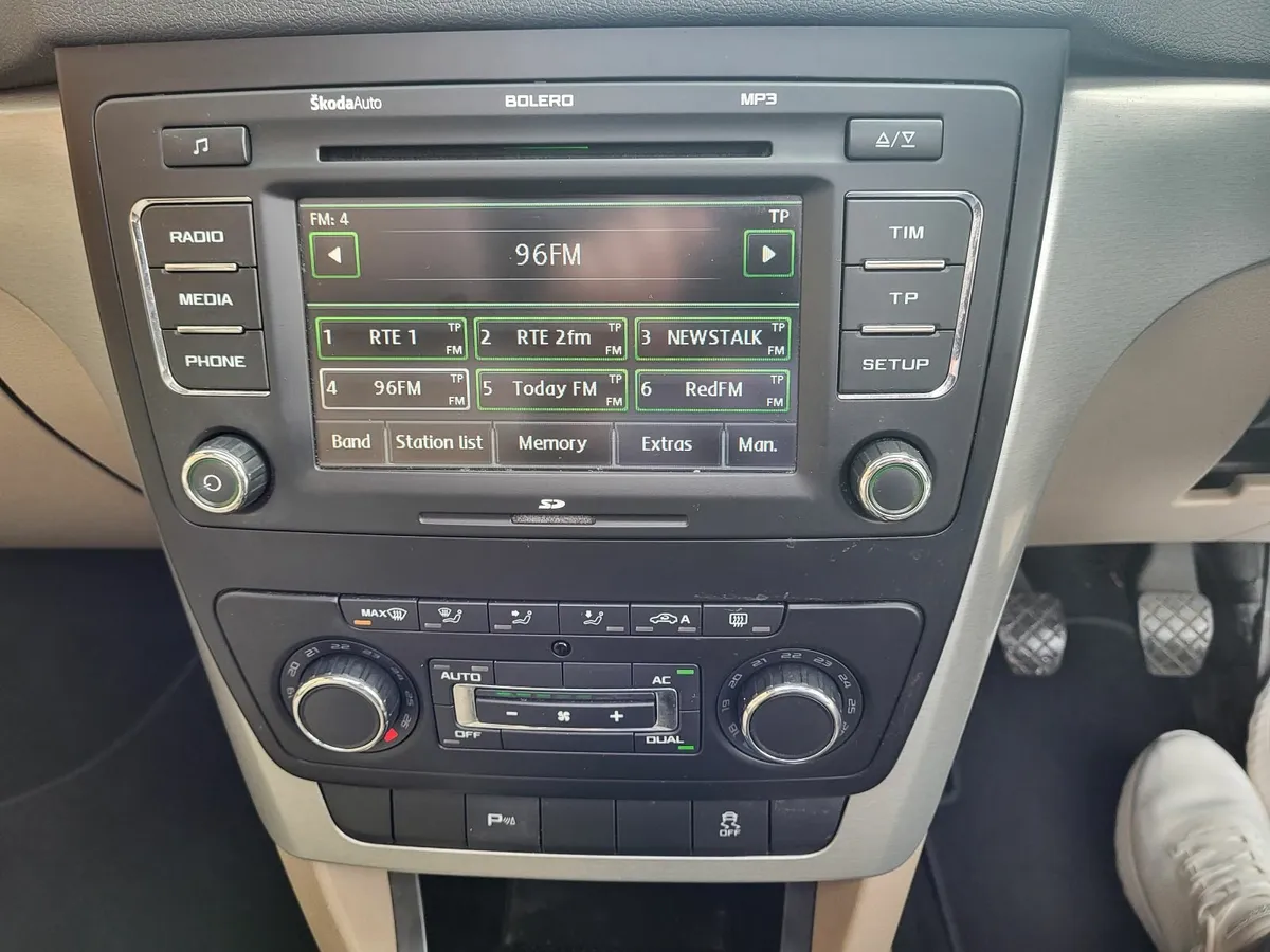 2010 yeti.nct ....mint condition - Image 3