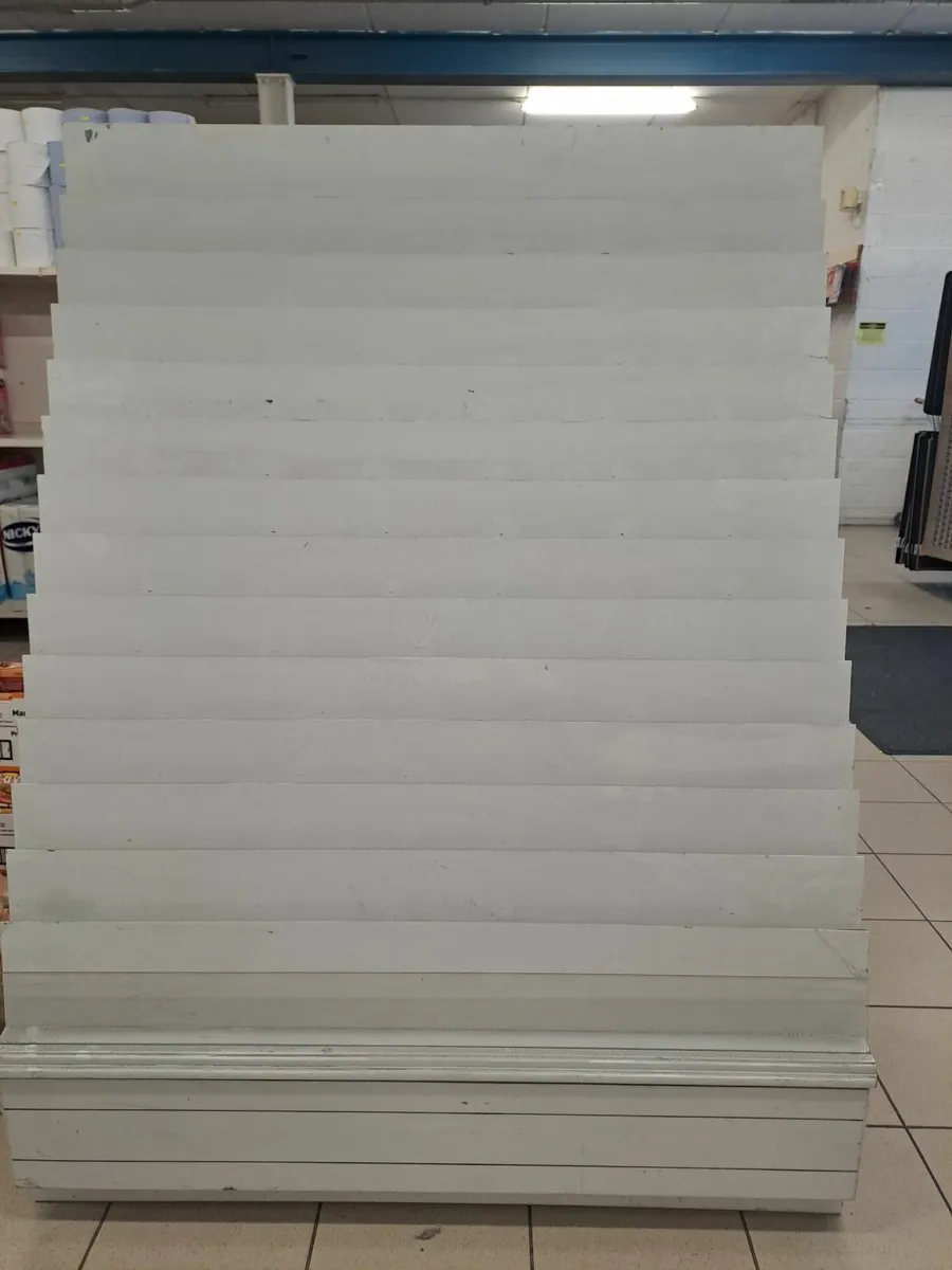 Card display stand - Image 1