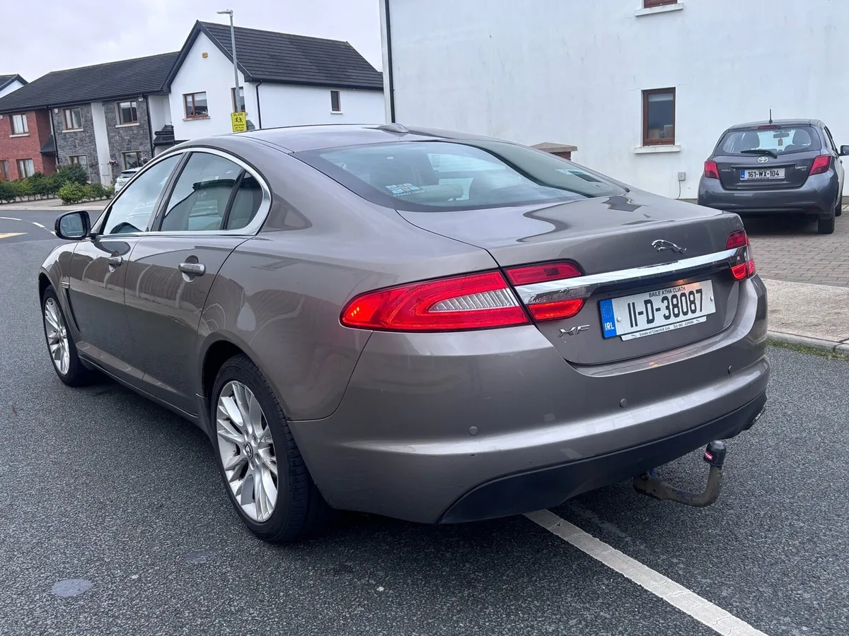2011 Jaguar XF 2.2 automatic Luxury - Image 2