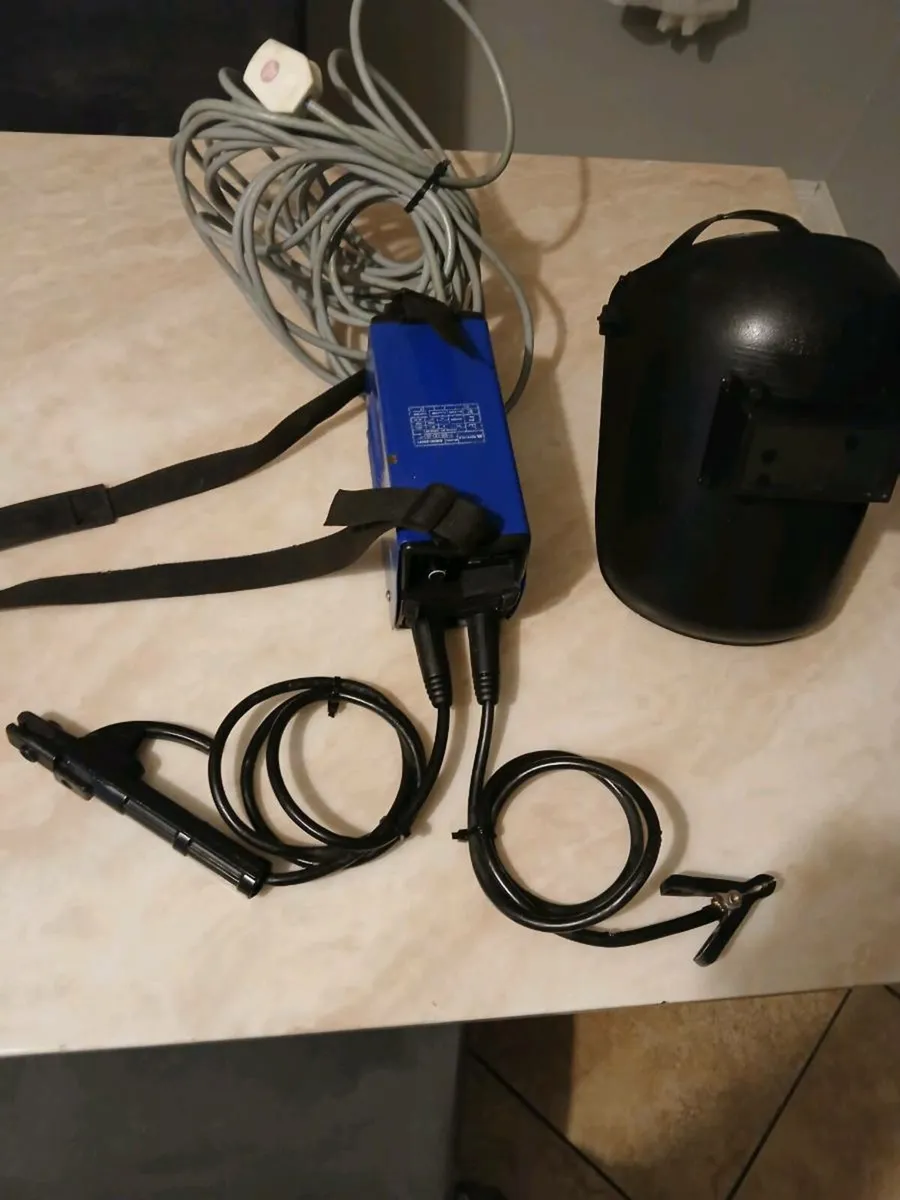 Intake welder 8 inch long in perfect working order - Image 3