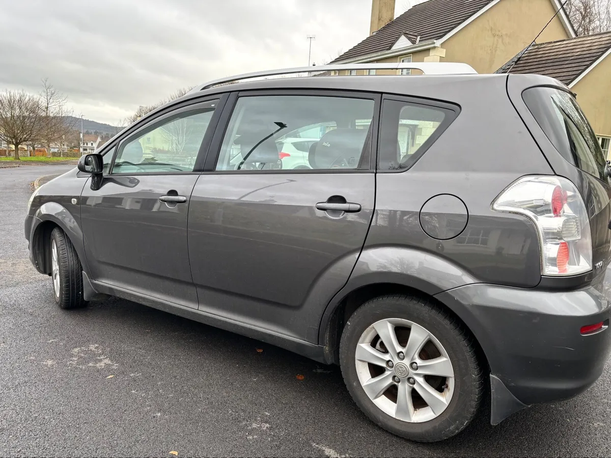 Toyota Corolla 2008 - Image 3