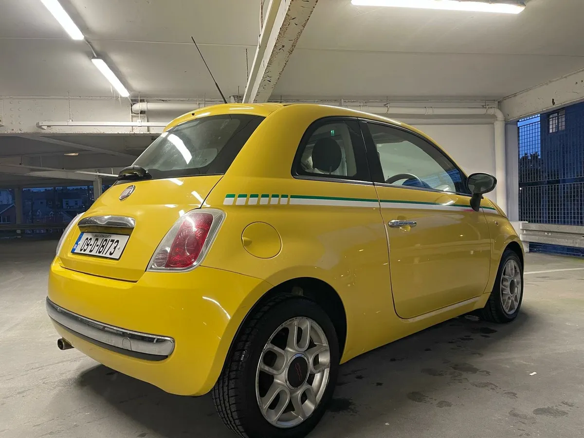 Fiat 500 Lounge Low mileage - Image 3