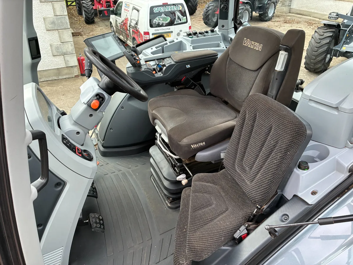 VALTRA T234 - Image 4