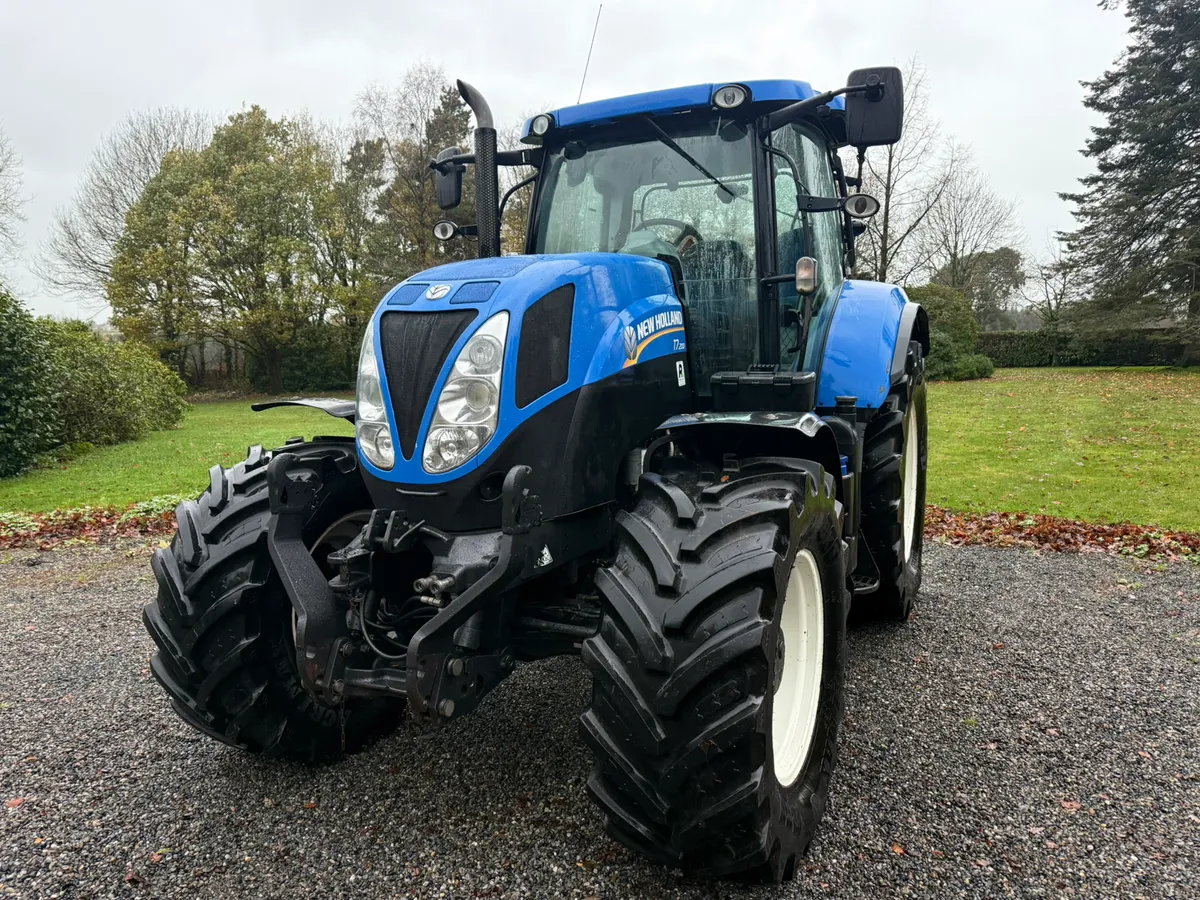 15 New Holland T7.200 R/C 50k 6100 Hours! €58950 - Image 2
