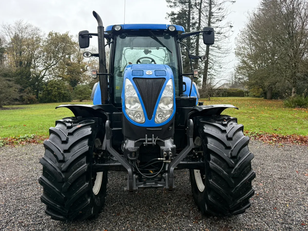 15 New Holland T7.200 R/C 50k 6100 Hours! €58950 - Image 3
